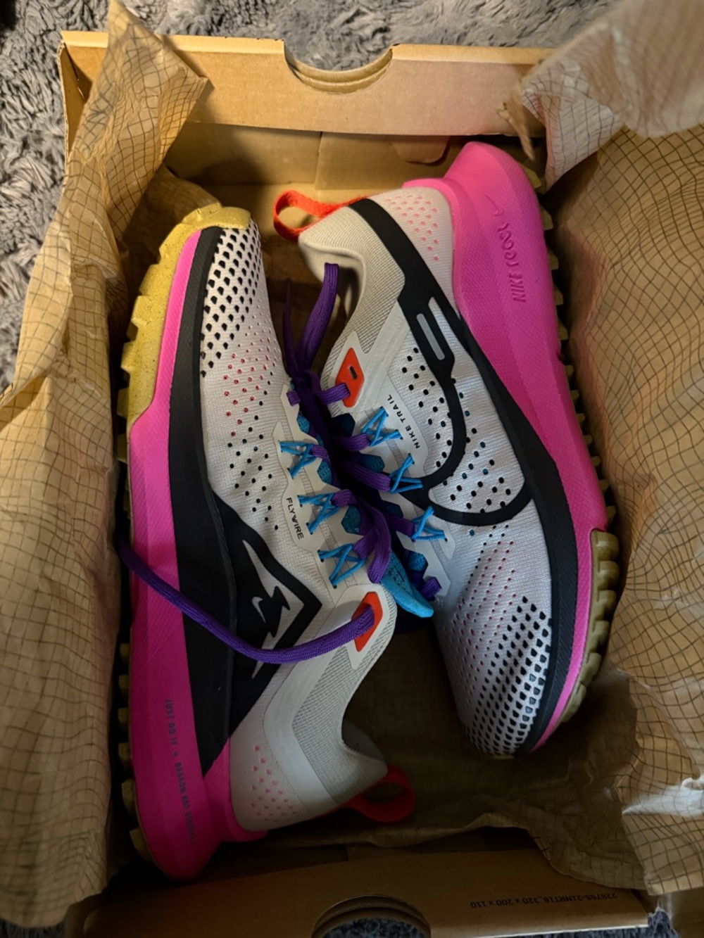 Nike Women’s React Pegasus Trail 4 Running Shoes - White/Pink